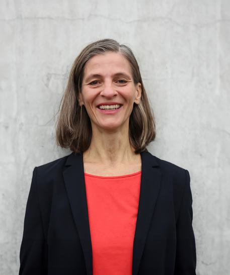 Coach and Trainer Profile | Ellen Pachabeyan Berlin